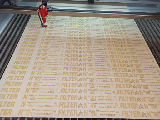 عکس خدمات برش لیزر تابان