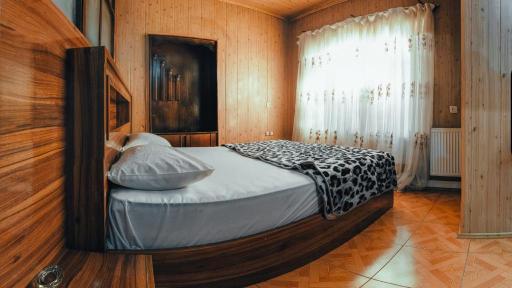 عکس هتل آپارتمان نادری اردبیل