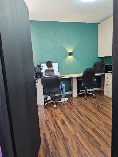 عکس سرزمین مهاجرت ایرانیان ایمی لند