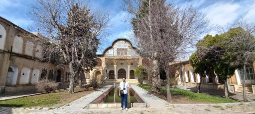 عکس عمارت مشیر دیوان