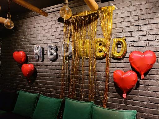 عکس رستوران و فست فود پراتیک