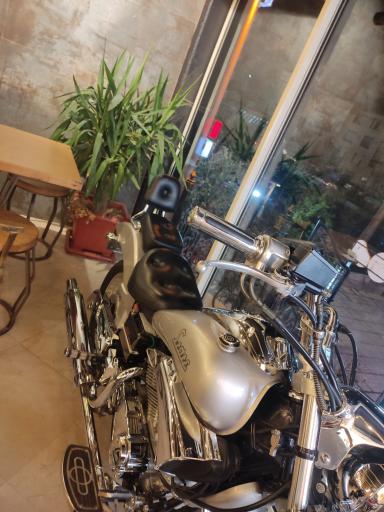 عکس رستوران و فست فود پراتیک