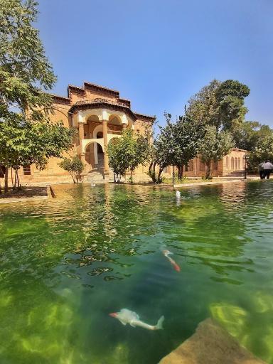 عکس عمارت مشیر دیوان