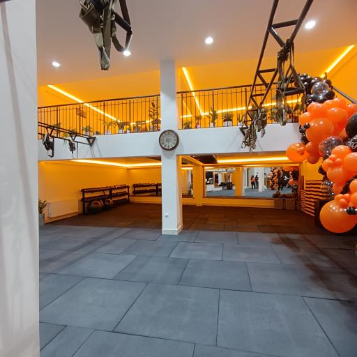 عکس باشگاه ورزشی آنا