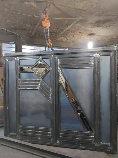 عکس درب و پنجره سازی نقش جهان 