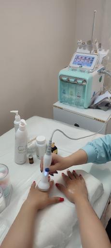 عکس سالن زیبایی جواهر