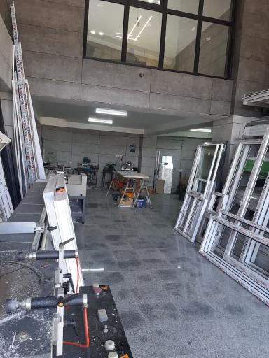 عکس صنایع آلومنیوم و upvc حاج جواد