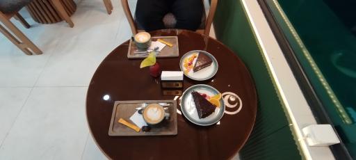 عکس کافه روشا