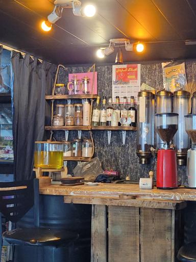 عکس کافه سیاه