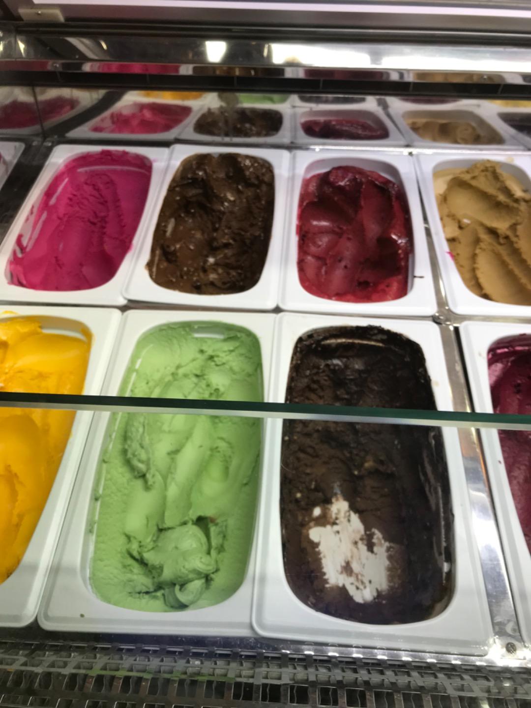 عکس آبمیوه بستنی آبشار