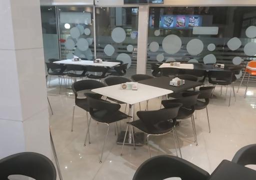 عکس پیتزا فروتن شعبه صفاییه