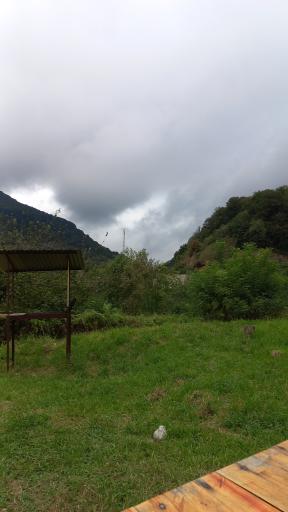 عکس رستوران آبشار