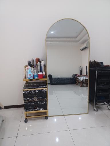 عکس سالن زیبایی آرامیس 