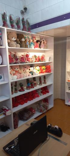 عکس فروشگاه کاریزما