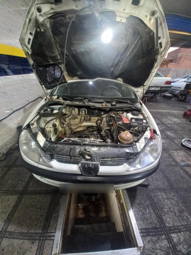 عکس تعمیرگاه سواری یگانه