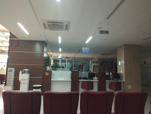 عکس بیمارستان فوق تخصصی چشم پزشکی بینا