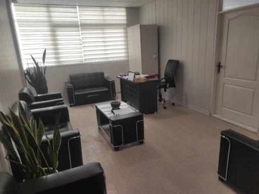 عکس مطب دکتر آرمین وزیریان