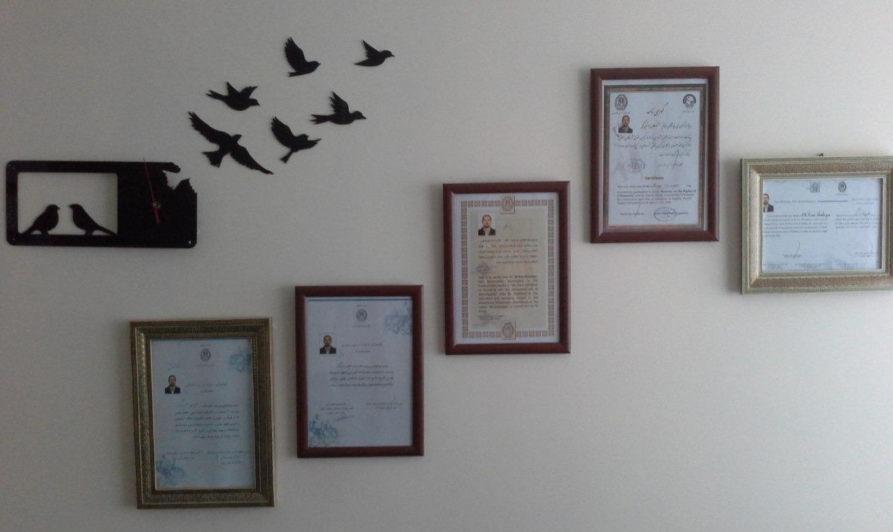 عکس دفتر وکالت علیرضا شیشه‌ گر