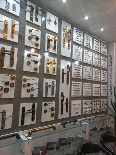 عکس کلیدسازی و قفل و دستگیره