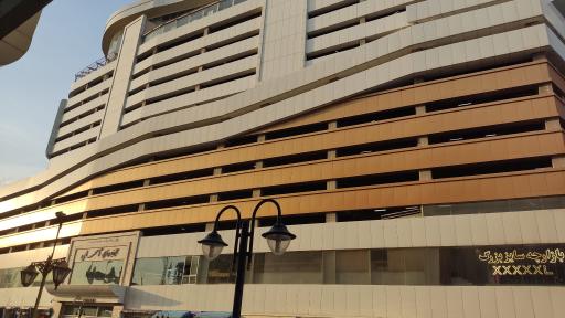 عکس مرکز خرید آسمان