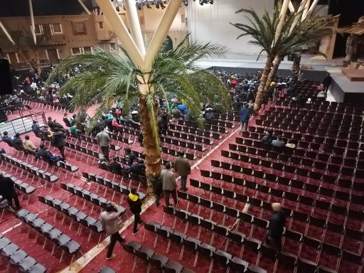 عکس مرکز خرید آسمان