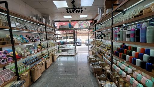 عکس فروشگاه لوازم آشپزخانه اباذری