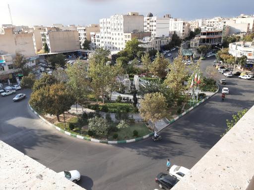 عکس میدان ۱۳ آبان