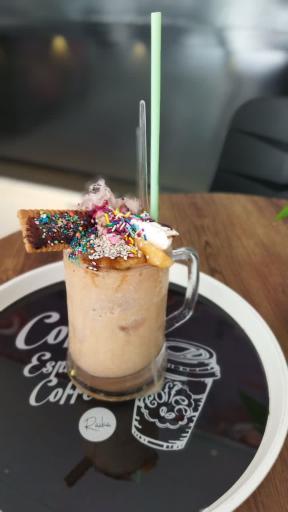 عکس کافه باریستا