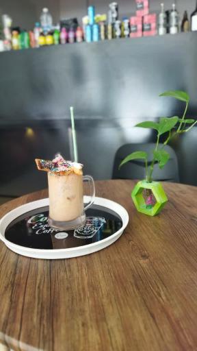 عکس کافه باریستا