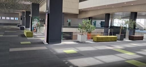 عکس پردیس سینمایی چارسو