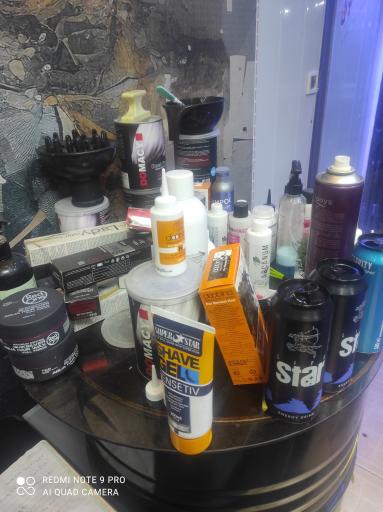 عکس آرایشگاه آبی استایل