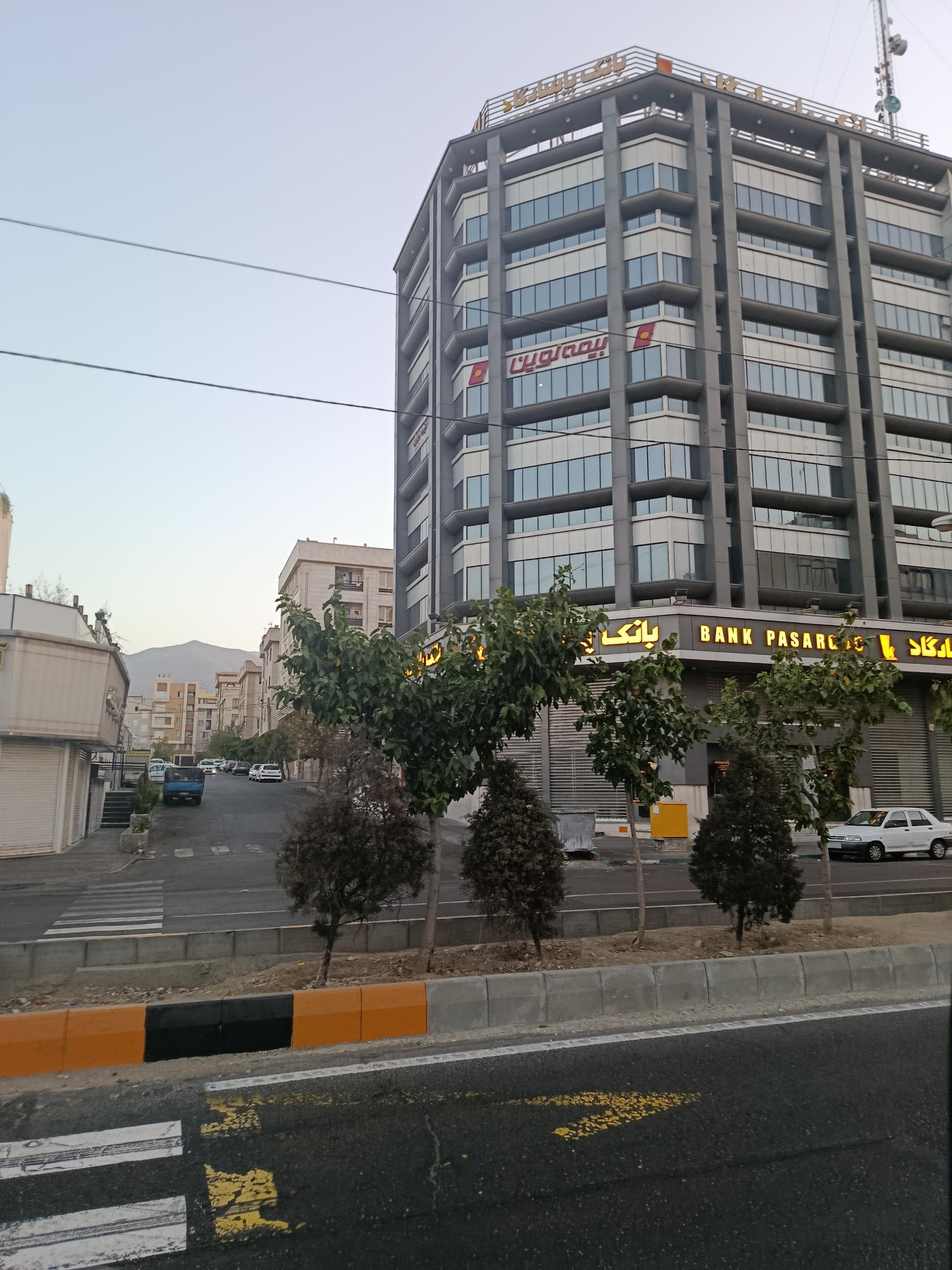 عکس بیمه نوین شعبه غرب شعبه پونک جنوبی