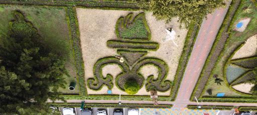 عکس مجتمع ورزشی آموزشی نفت محمودآباد