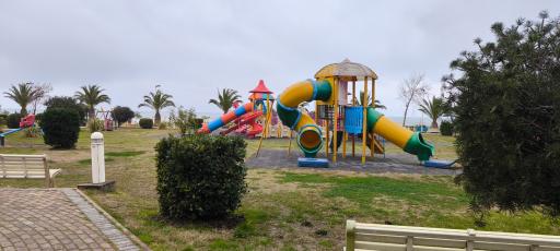 عکس مجتمع ورزشی آموزشی نفت محمودآباد