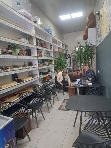 عکس کافه رستوران هگمتانه