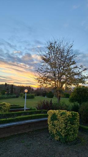 عکس مجتمع ورزشی آموزشی نفت محمودآباد