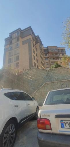 عکس برج یاس