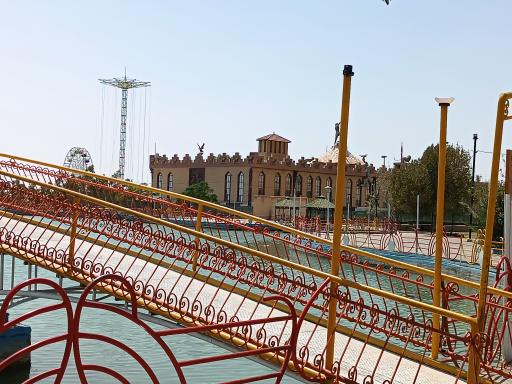 عکس دریاچه مصنوعی سیمرغ