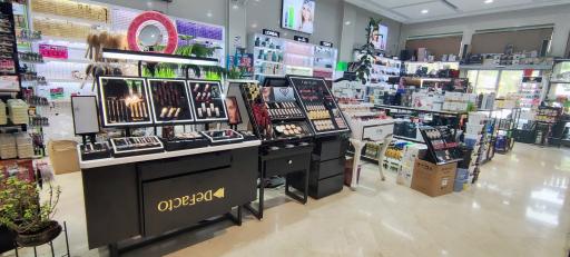 عکس لوازم آرایشی لیدی 