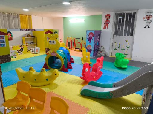 عکس خانه کودک شهررضا