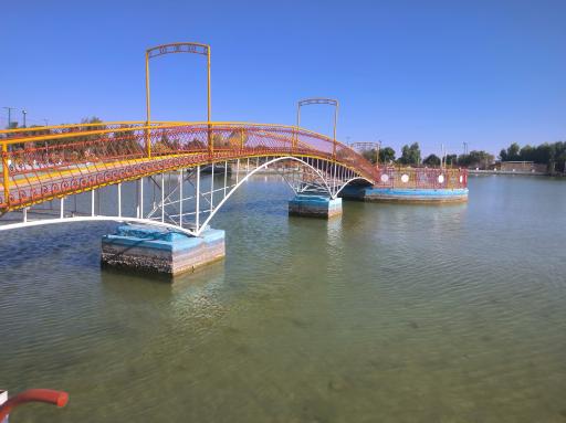 عکس دریاچه مصنوعی سیمرغ