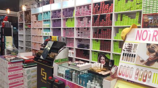 عکس فروشگاه قصر رنگ‌مو استارپرتی