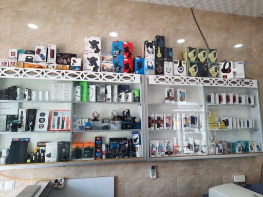 عکس کافی نت و موبایل ویرا