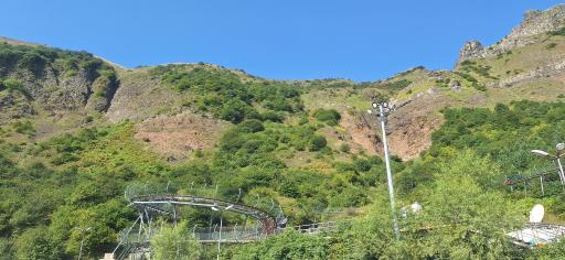 عکس سورتمه ریلی حیران