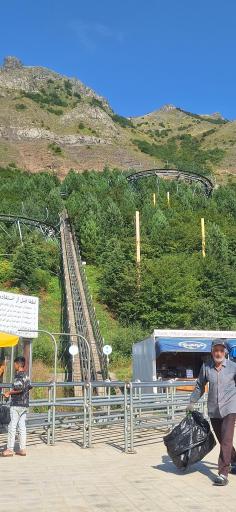 عکس سورتمه ریلی حیران