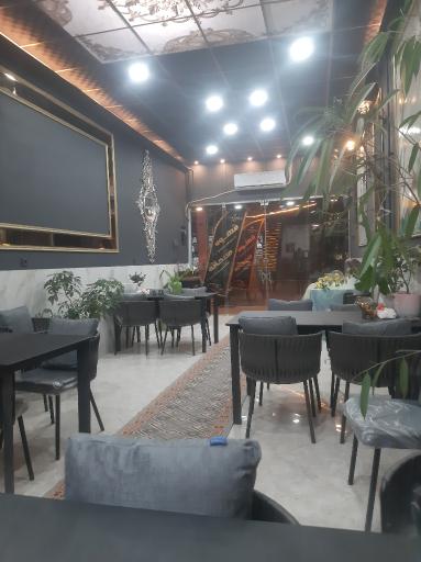 عکس کافه رستوران رومنس