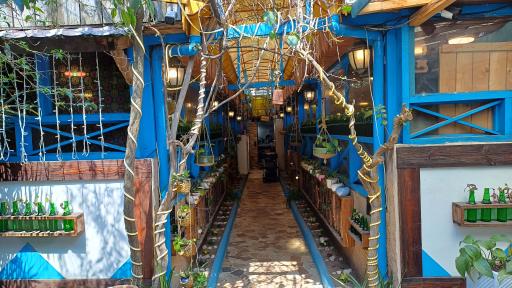 عکس رستوران محلی میرزا