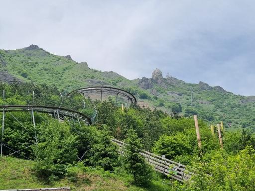 عکس سورتمه ریلی حیران