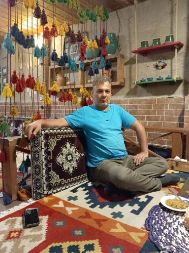 عکس رستوران محلی میرزا