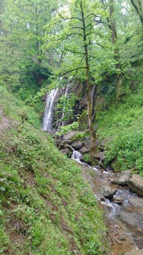 عکس آبشار روستای قلعه رودخان